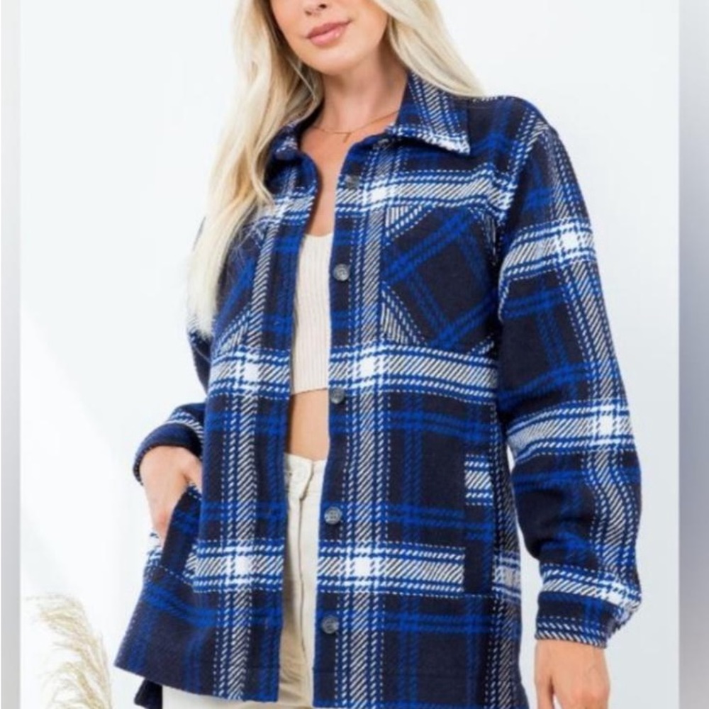 Oversized Shacket - Picture 2 of 2